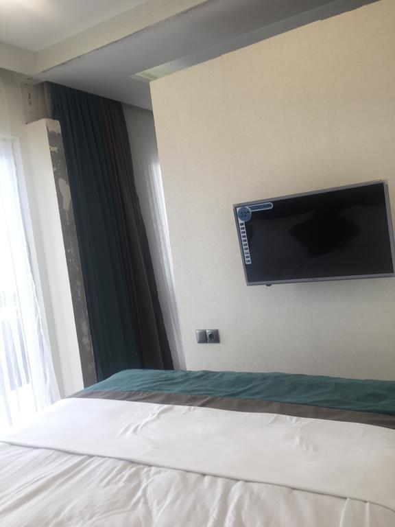 Batumi Heaven Apartment ภายนอก รูปภาพ